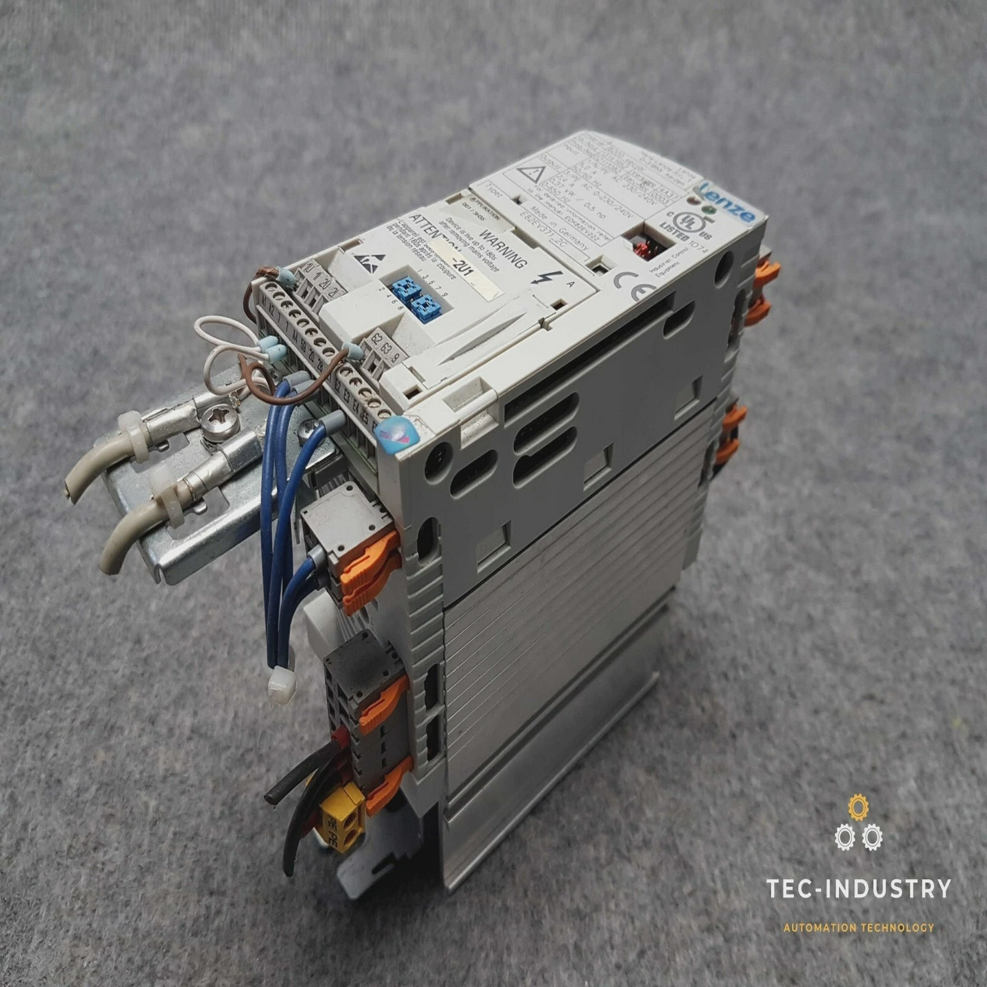 LENZE8200vectorE82EV371_2CId.-No:13141952Version: