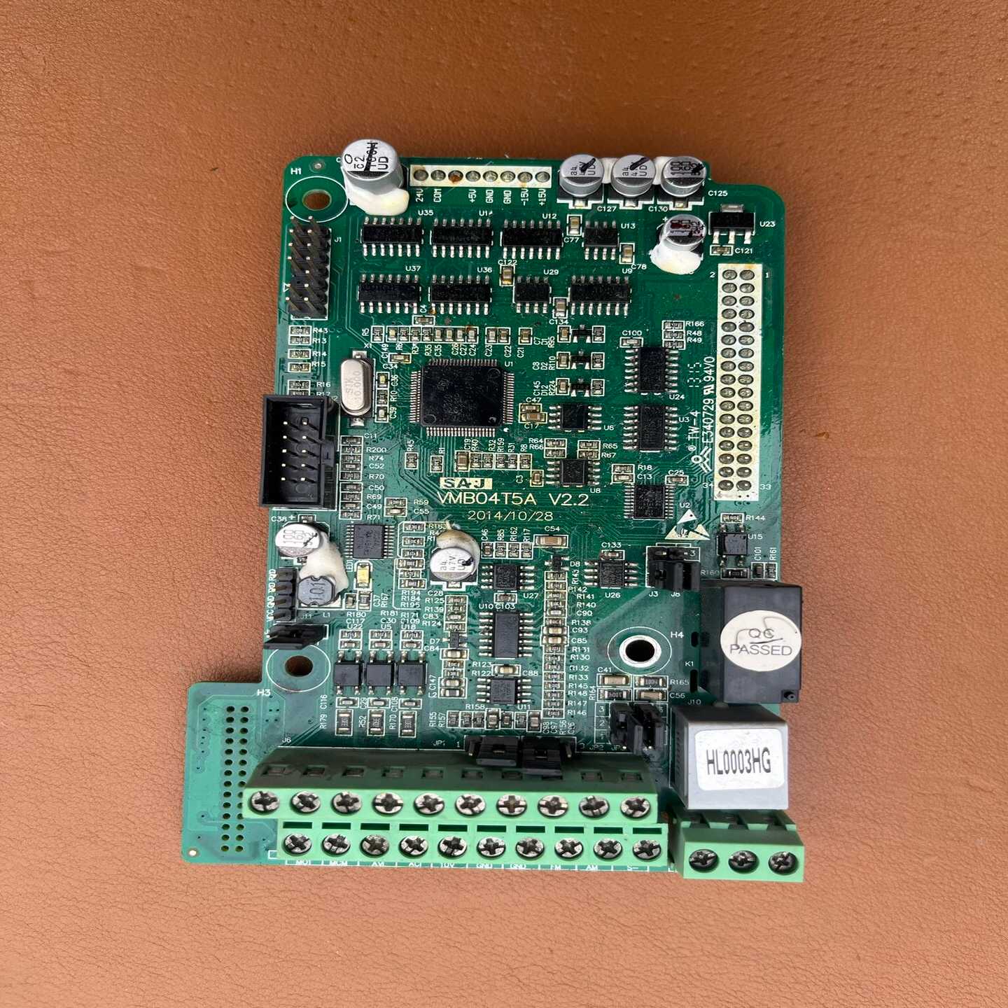 VMB04T5AV2.2三晶800B变频器CPU主板4【询价】