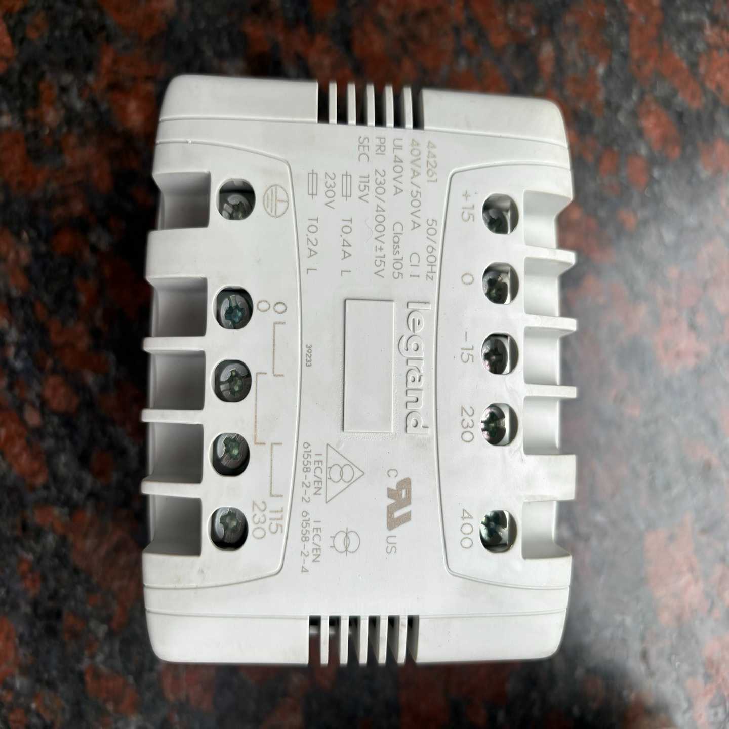 Legrand/罗格朗导轨式隔离变压器，型号:4426-议价