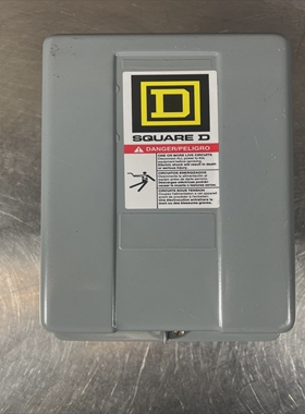 NosSQUARED8903SMG2SER.ALightningcontactor.Scratched&