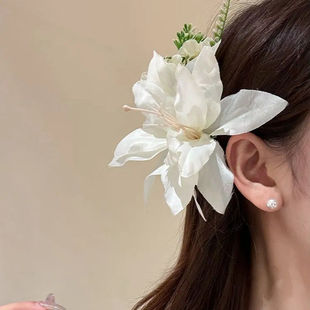 2025新款 氛围感百合花超仙旗袍发夹侧边拍照发卡度假仿真花朵发饰