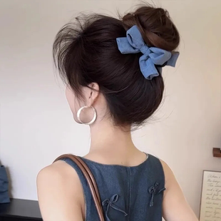 韩系布艺牛仔蓝蝴蝶结抓夹女慵懒风后脑勺丸子夹低马尾鲨鱼夹发夹