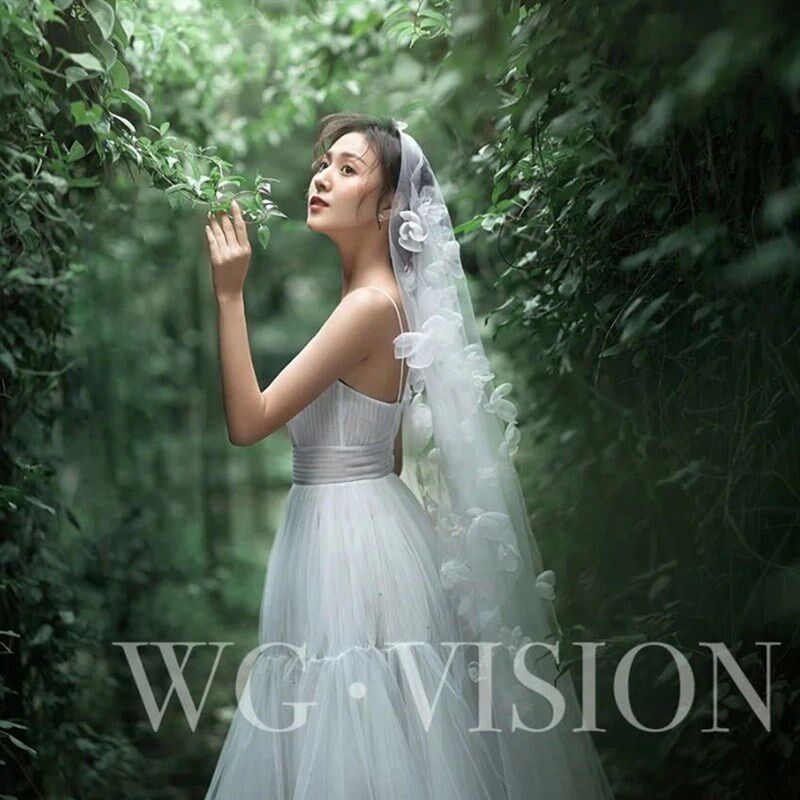 新娘立体花瓣头纱旅拍清新素纱婚礼配饰影楼拍摄道具白色花朵头纱