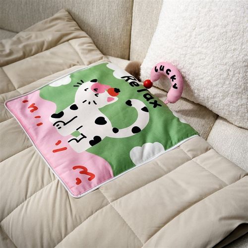 奶牛猫多功能时尚手拎抱枕被子两用汽车沙发盖毯二合一办公室午睡