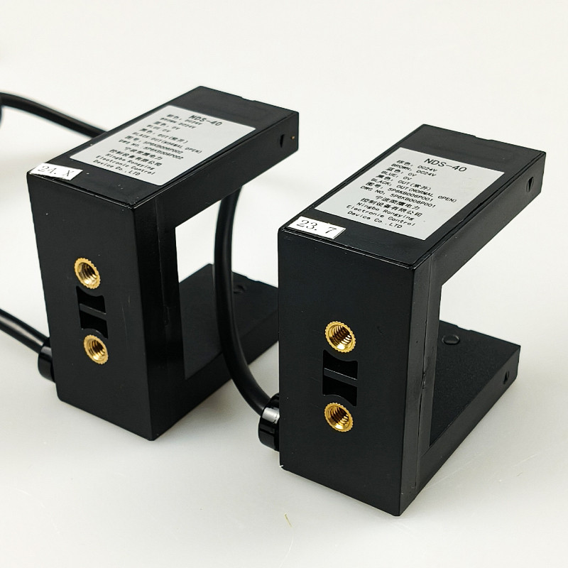 适用于东芝平层感应器NDS-40/5P6KB006P001 02电梯平层开关光电
