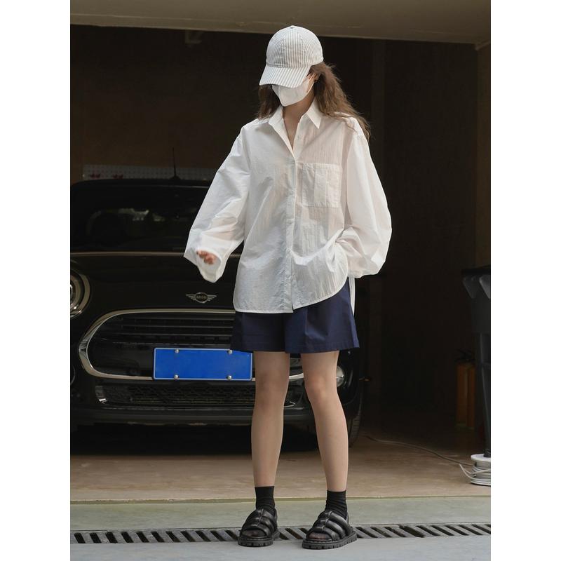 新品防晒轻盈简约翻领衬衫女夏日新韩版慵懒宽松显瘦透气上衣