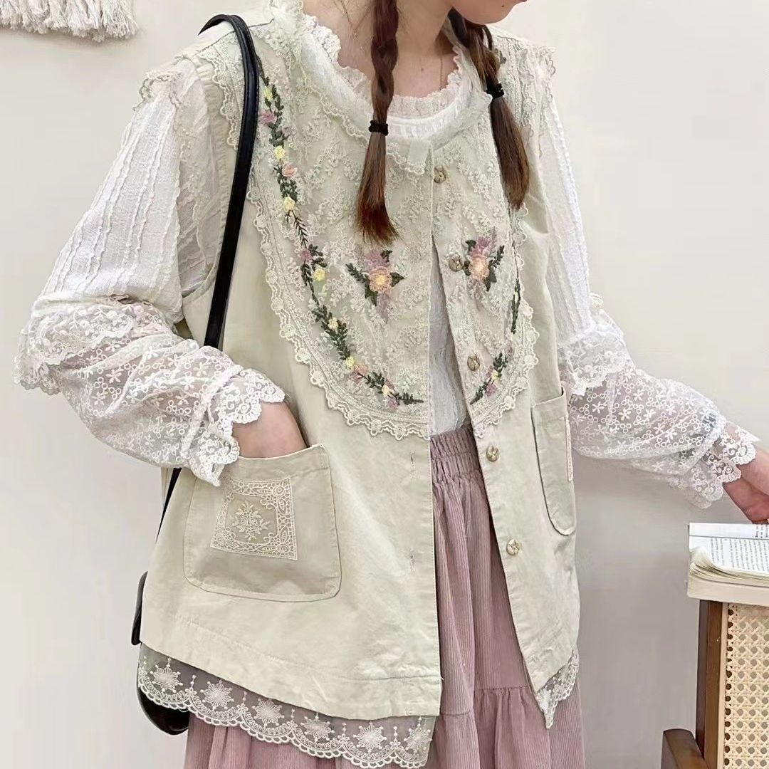 日系森系刺绣拼蕾丝花边马甲女秋季新款减龄百搭叠穿外搭
