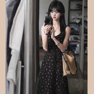 法式 温柔风碎花2024夏气质百搭收腰显瘦女子