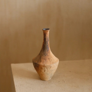 冯哲元新品陶瓷花瓶日式侘寂风粗陶民宿居家客厅插花器装饰品摆件