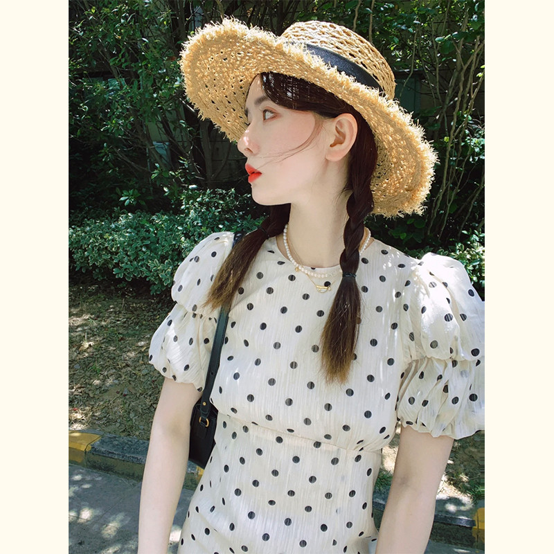 小个子波点女夏季新款韩版高级感泡泡袖显瘦气质a字中