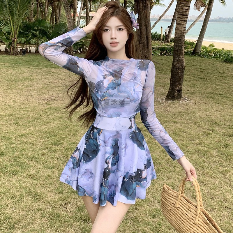泳衣女2025新款连体长袖罩衫裙式平角遮肉显瘦保守高级感温泉泳装