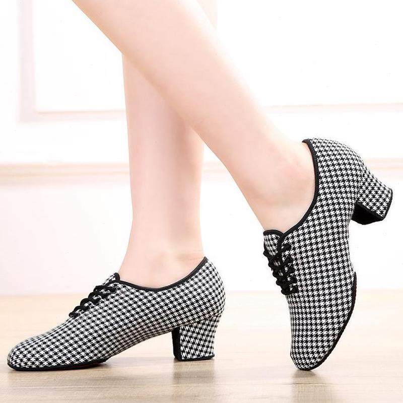 牛津布广场拉丁成人形体跳舞新款中女教师舞底舞鞋鞋舞蹈跟交谊舞,运动/瑜伽/健身/球迷用品,拉丁舞鞋,淘宝优惠券,粉丝福利购,淘宝优惠卷