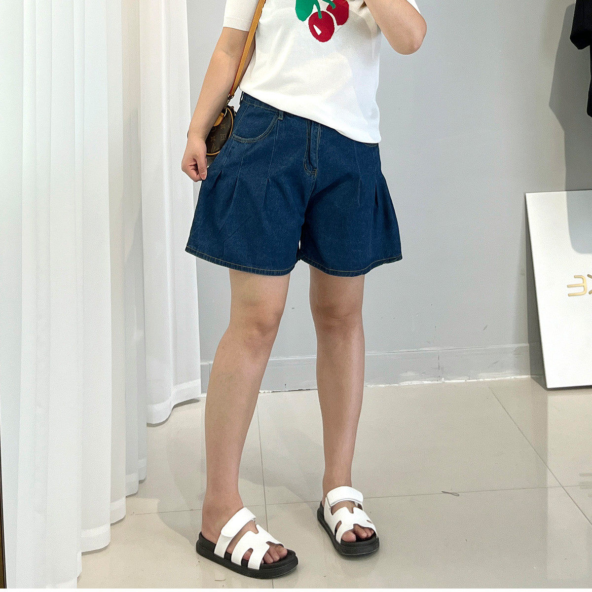 胖mm牛仔女2023夏季大码褶皱阔腿四分裤甜美宽松百搭裙裤,女装/女士精品,大码裤装,淘宝优惠券,粉丝福利购,淘宝优惠卷