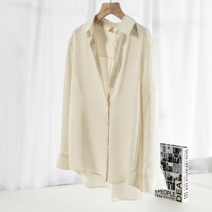 高级感米色醋酸缎面衬衫女春秋款别致法式衬衣压花设计感长袖