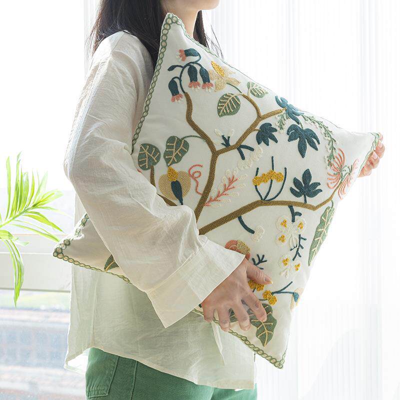 依兮春日花花纯棉刺绣抱枕套不含芯客厅沙发靠垫清新绿色抱枕田园