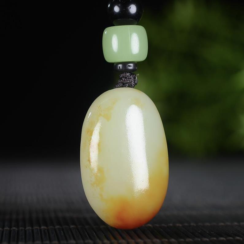 和田玉原石吊坠汽车饰品挂件钥匙扣圆形挂饰男女款天然真品玉石