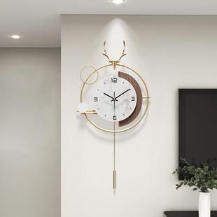 创意网红钟表客厅时尚简约现代装饰鹿头挂钟免打孔艺术挂墙表家用