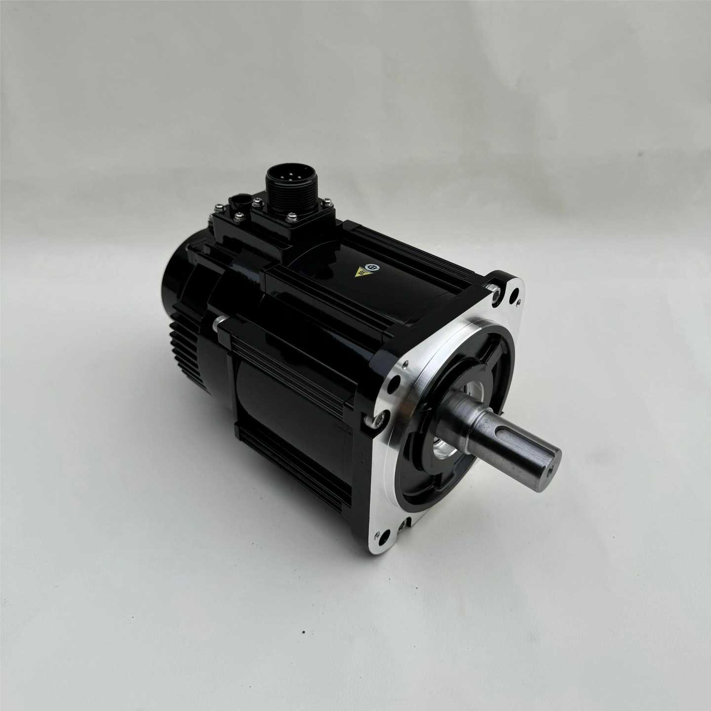 安川#YASKAWA/安川 #电机马达 伺服电机库存，质（佳毅工控）