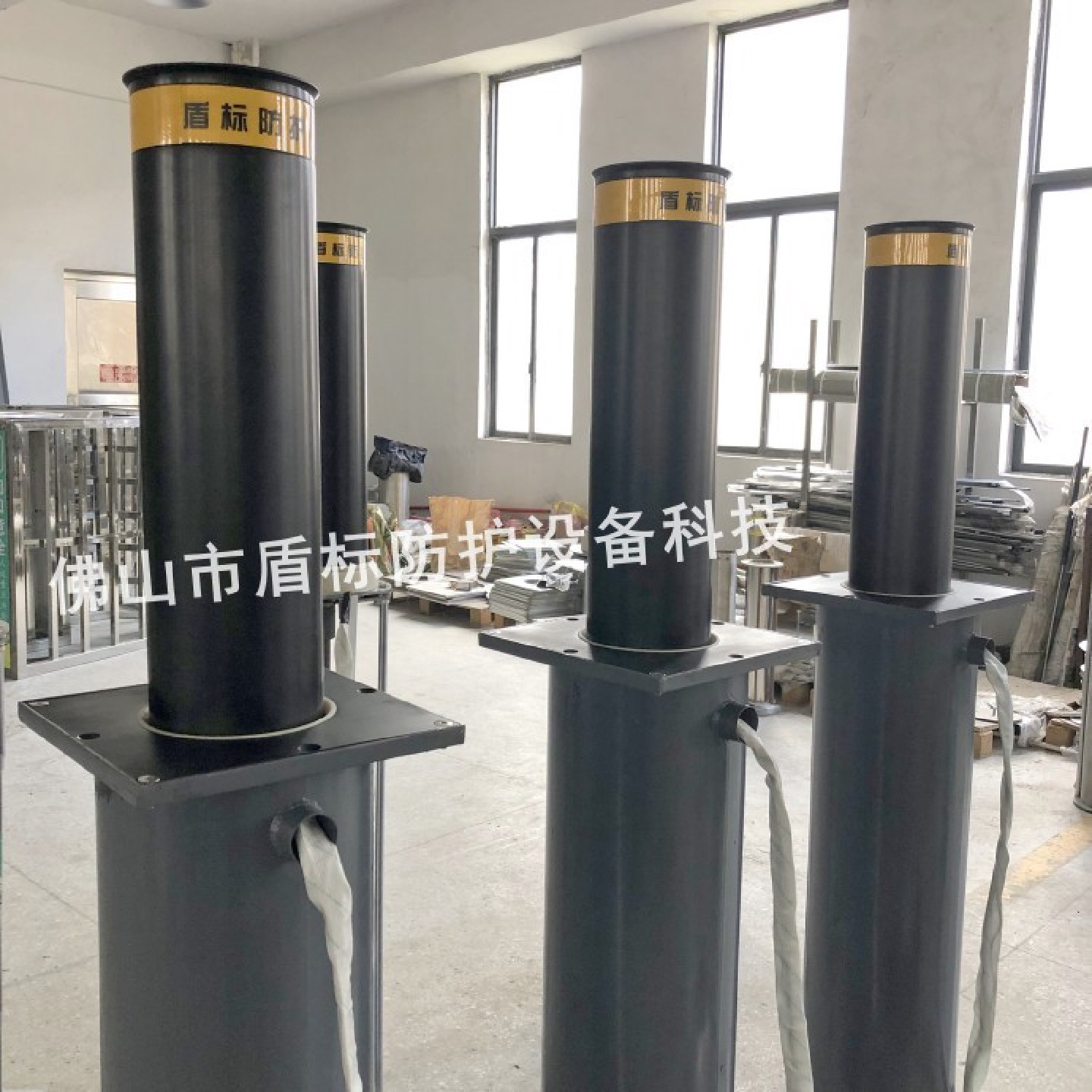 道路防撞柱遥控按钮路桩隔离车柱自动伸缩桩一体式液压升降柱