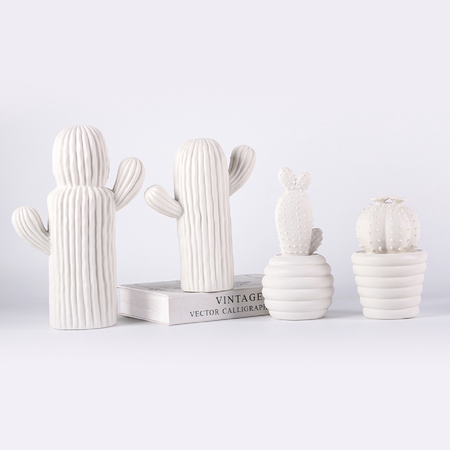 创意简约轻奢北欧树脂仙人掌装饰摆件样板房玄关桌面家居软装饰品