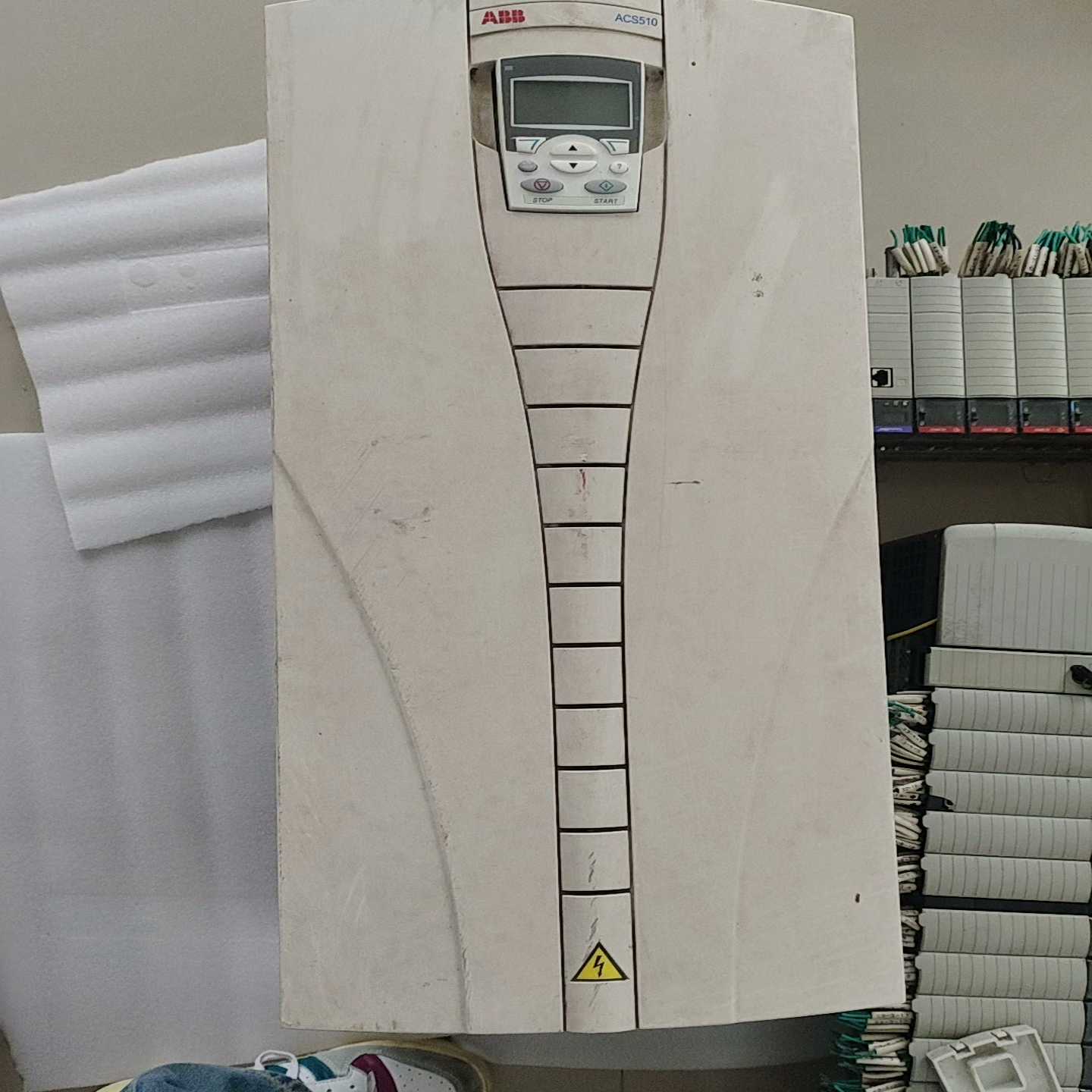 abb变频器，acs510-01-157a-4，75kw，成[浩蓉商户]