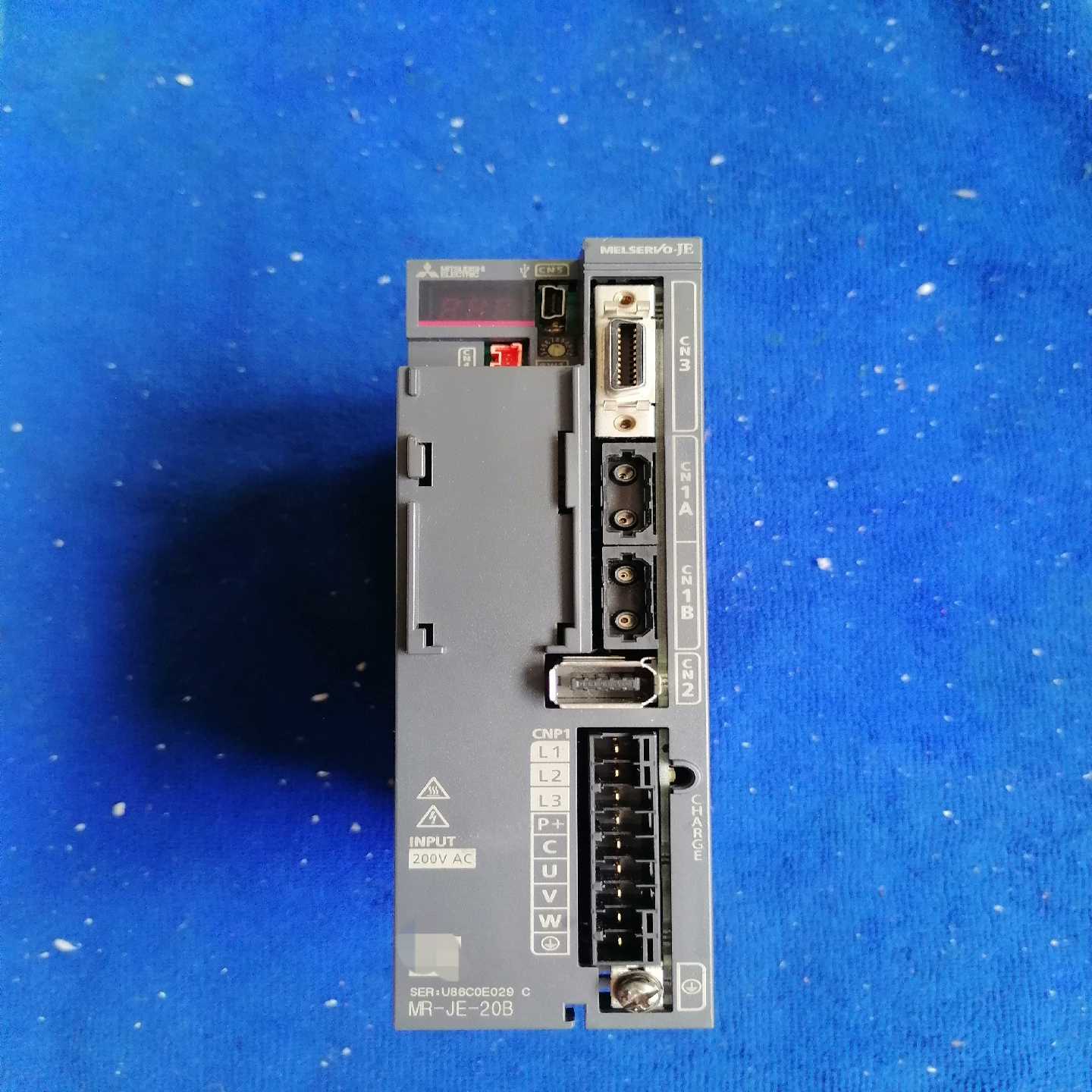 #控制器三菱伺服驱动器 MR-JE-20B 200W 实物拍~议价