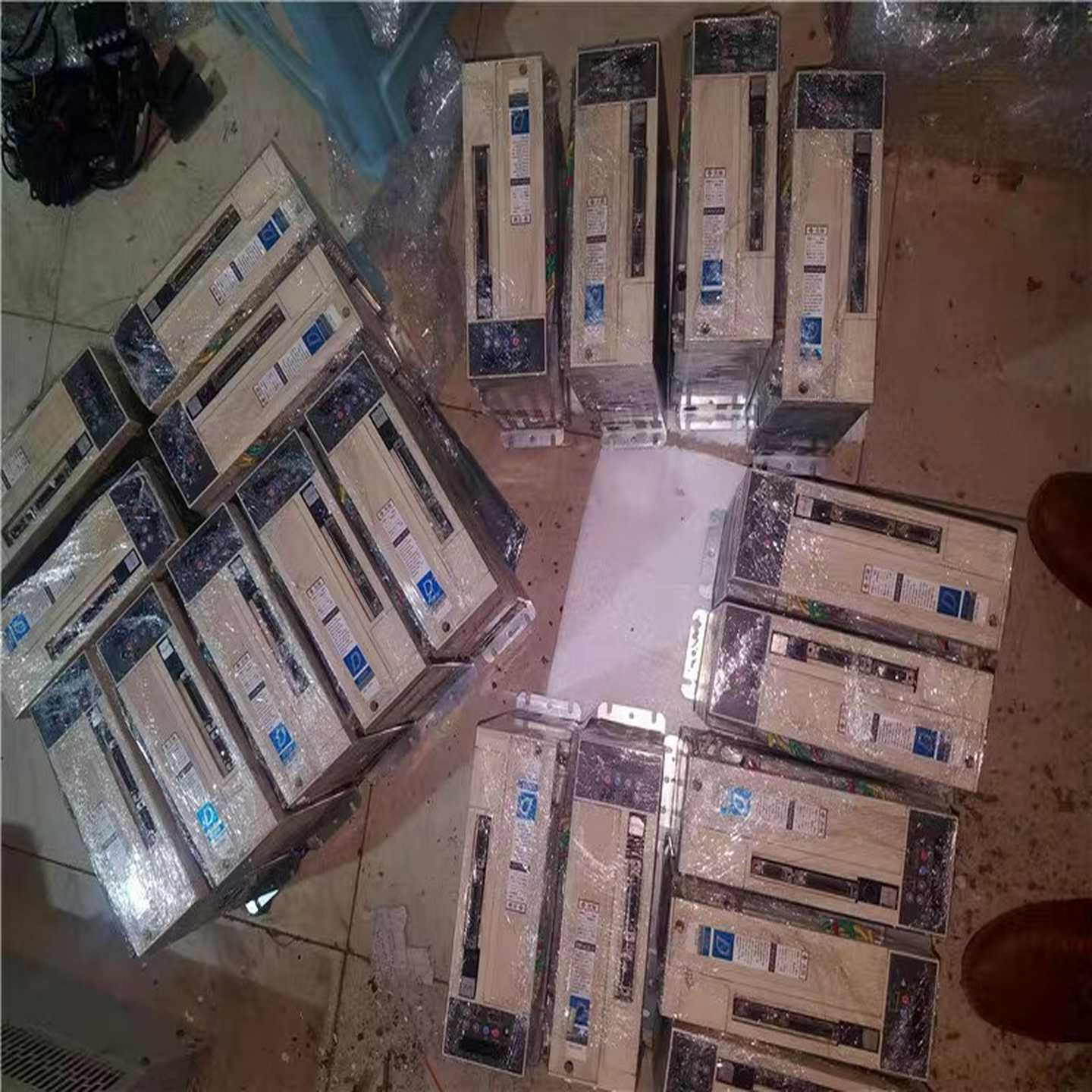 【星慕电子】艾斯迪克(ESTIC)控制器 ENRZ-Dd20 实物