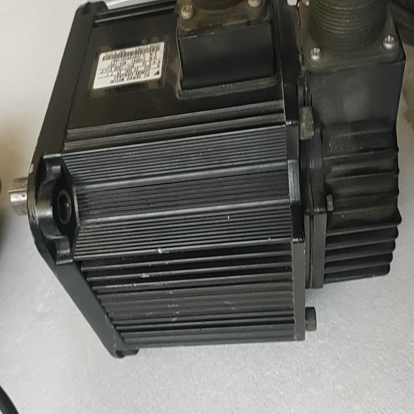 多功能里氏硬度计XCHL-11A，如图，功能正常，整套【白零商行】