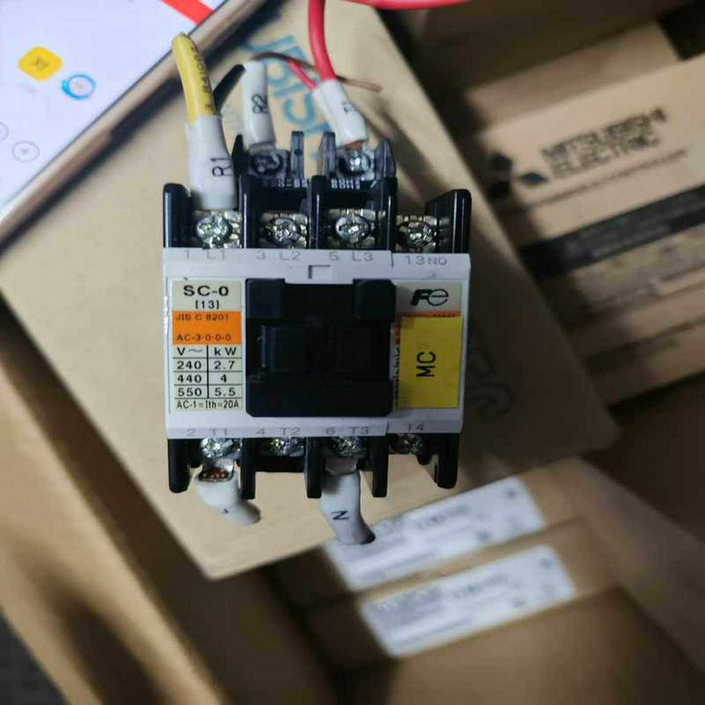 交流接触器LC1D65AB7C询价