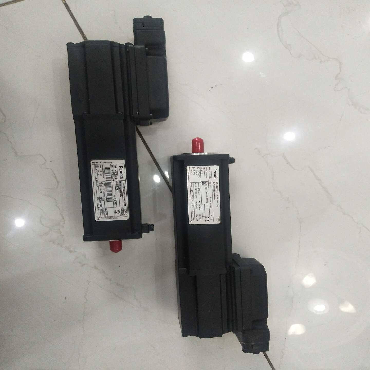 MKD025B-144-GP0-KS（佳毅工控）