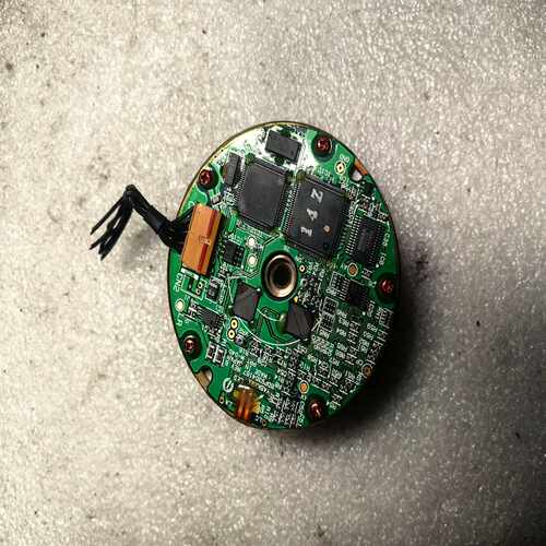 咨询-安川编码器UTSAH-B17BB，品，成色如图，功能正