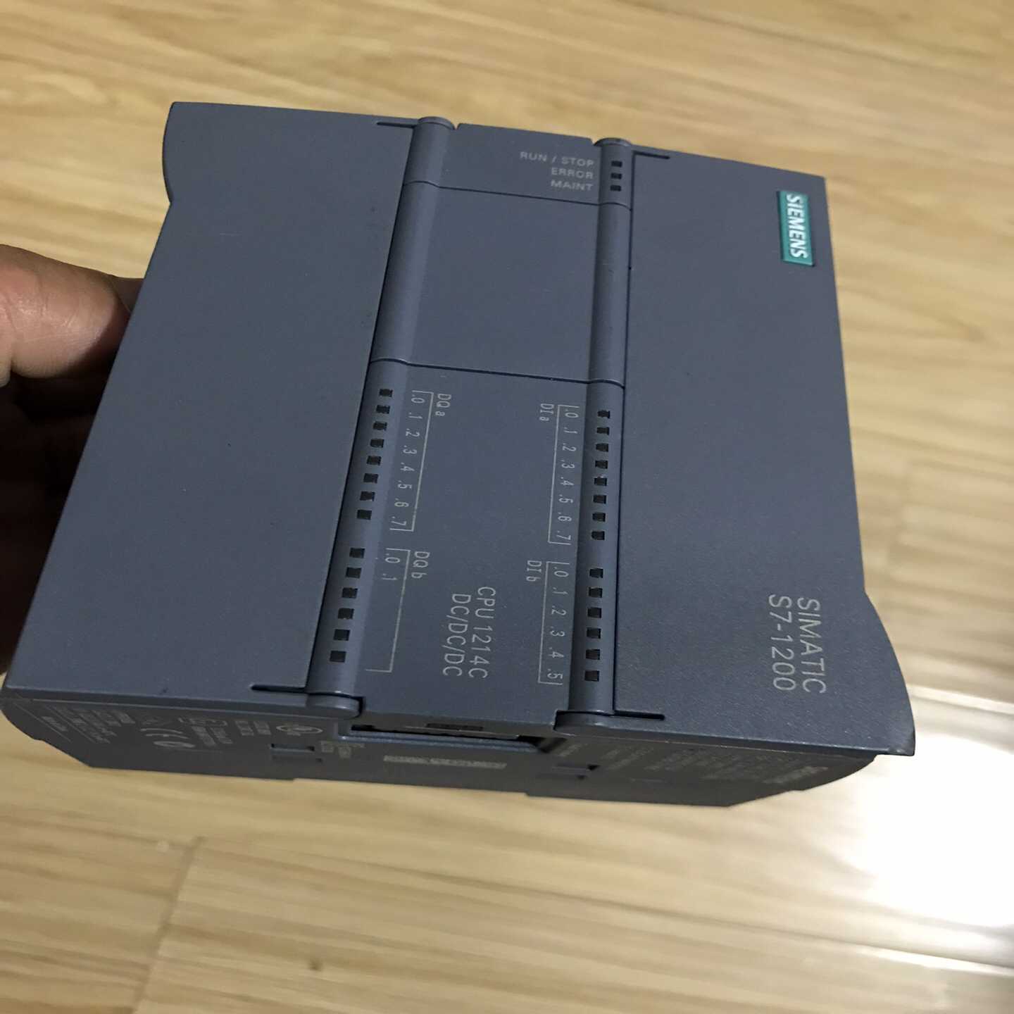 西门子6ES7214-1AE30-0XB0，九五新原装正品--议价商品