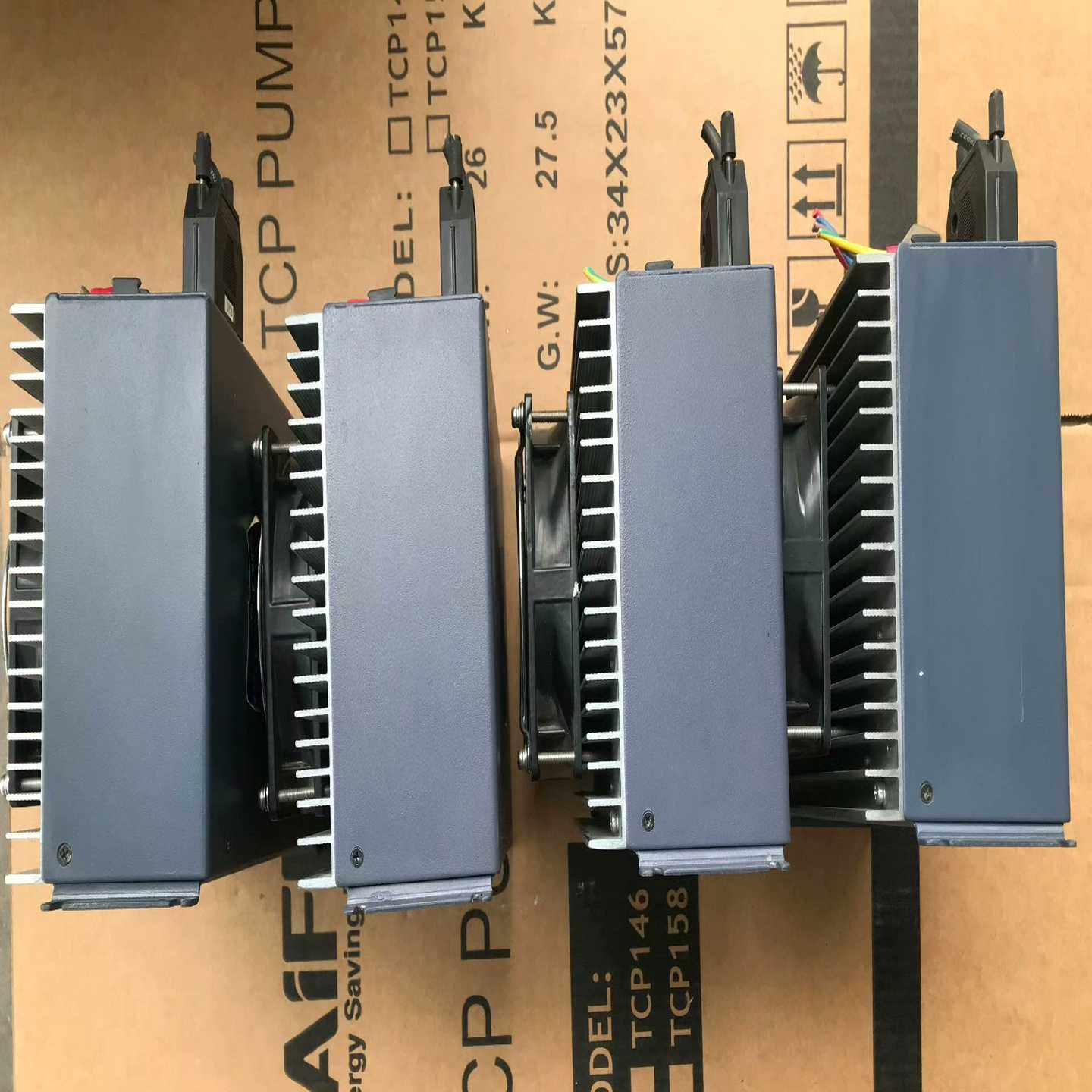 QL-TC5水位控制器，底部有烫化~询价