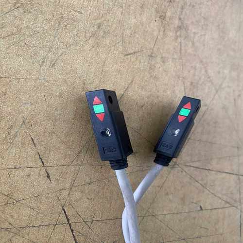 SMC磁性开关D-H7NW{议价}