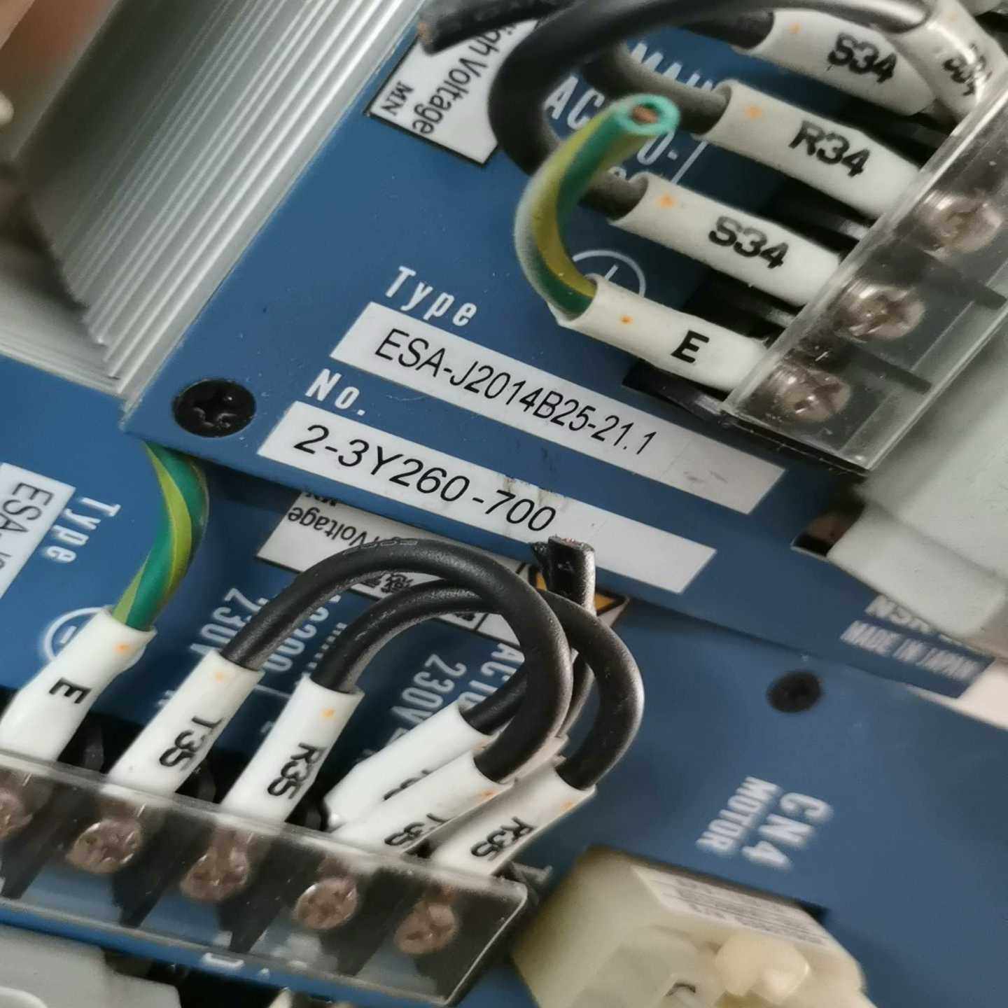 （议价）ESANSK驱动器ESA-J2014B25-21.1实物