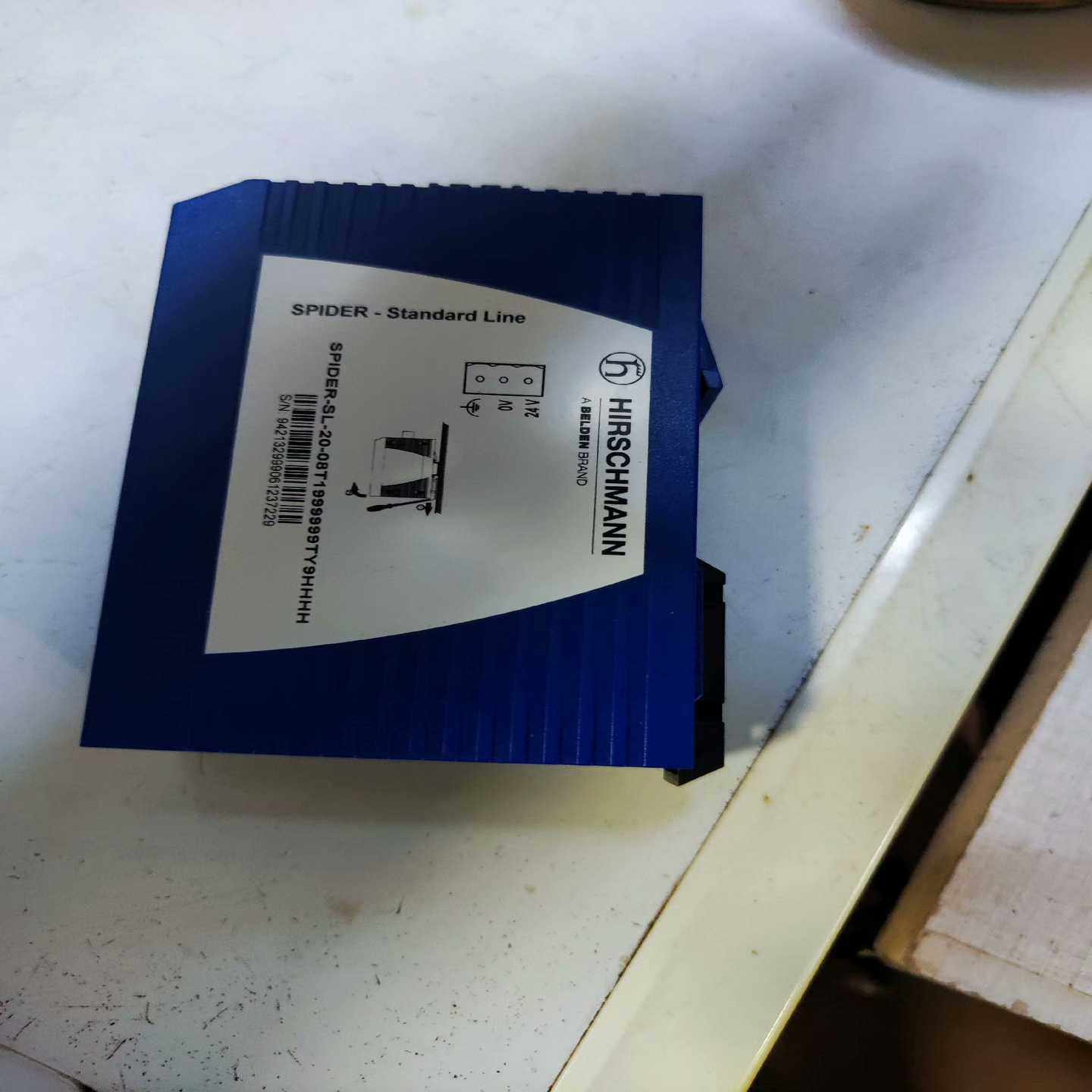 HIRSCHMSNN  交换机SPIDER，新带原包装，实价~询价