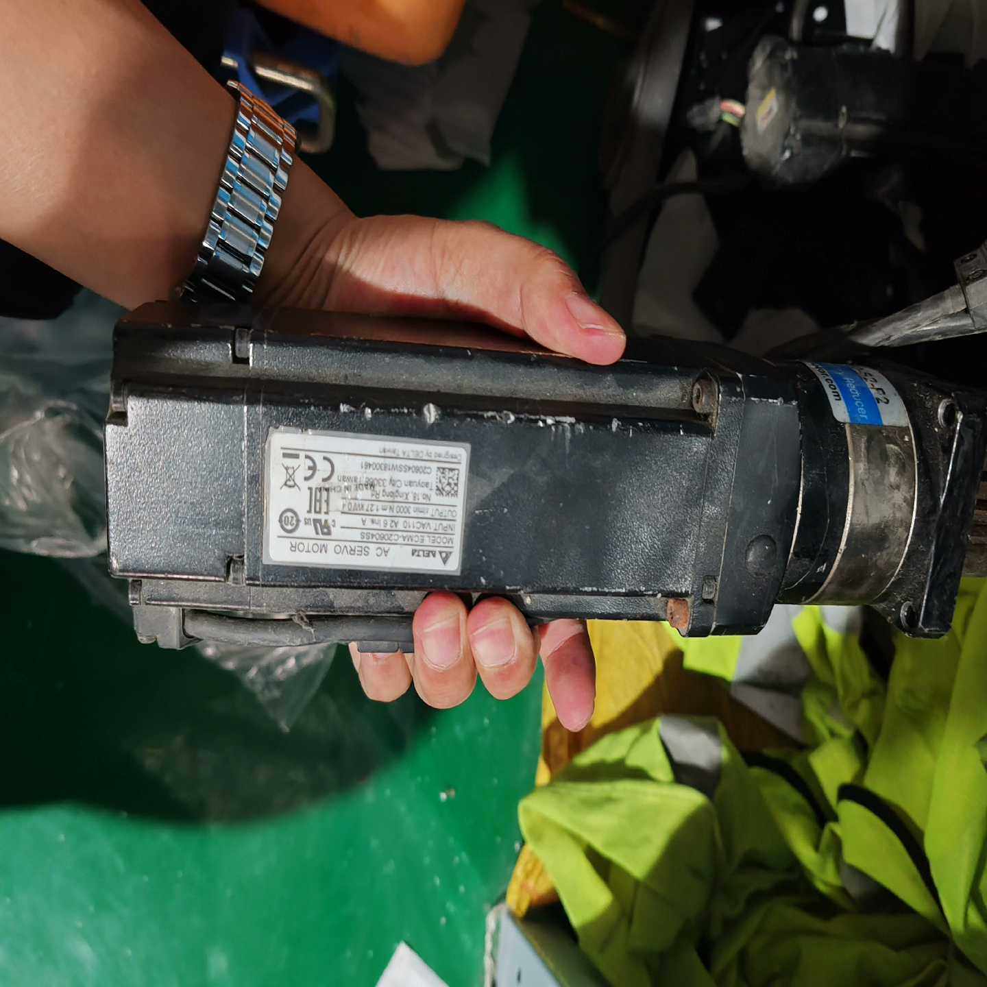 咨询-处理一台ECMA-C20604SS，正常件，