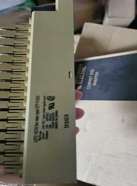 横河温控器UT35A-203-11-00，二手拆机，实拍图，--议价商品