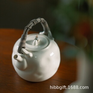 梵山堂茶壶苏打釉白泥泡茶陶壶陶瓷单壶家用煮茶烧水壶可养开片