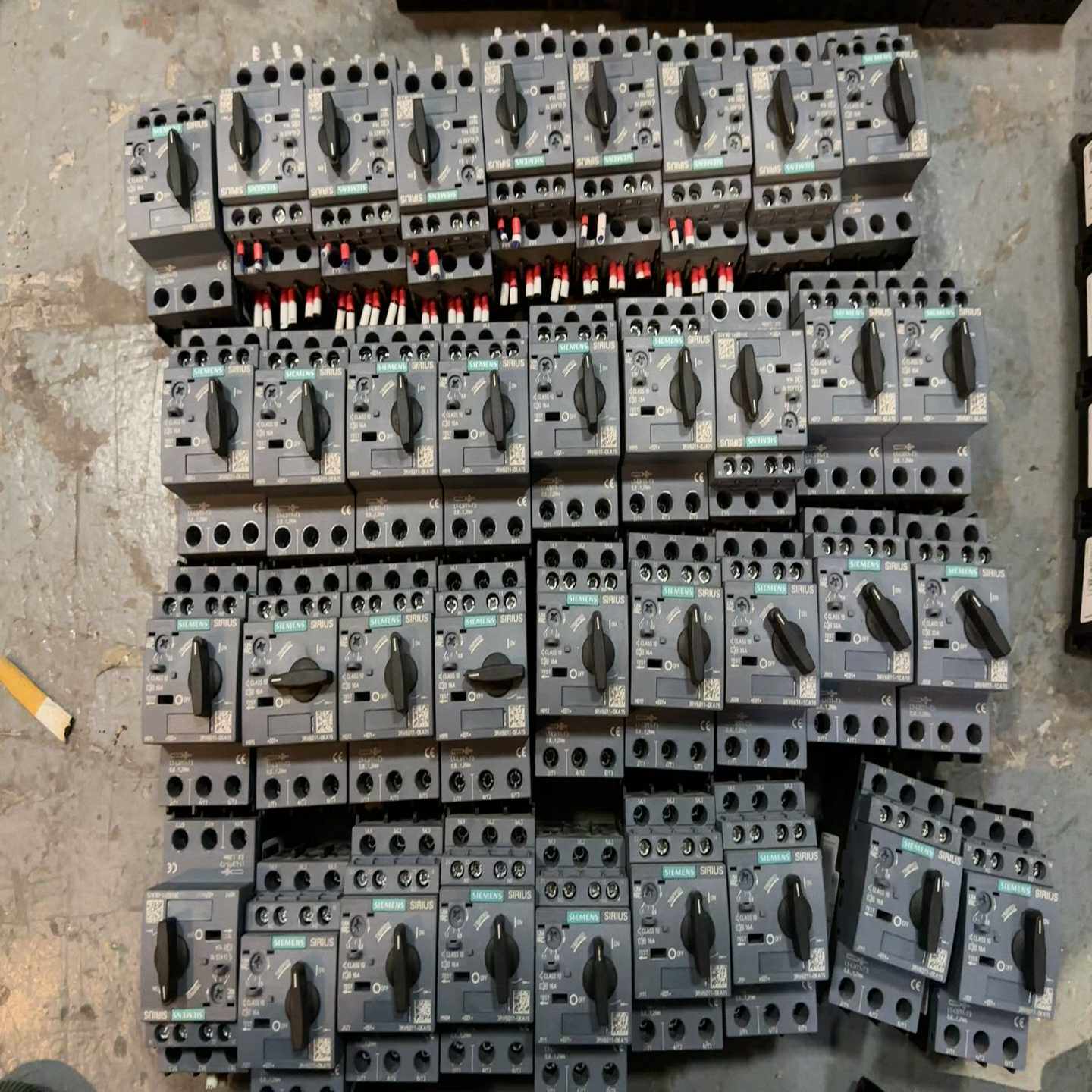 。马达断路保护器，3rv6011-0ka15，~询价