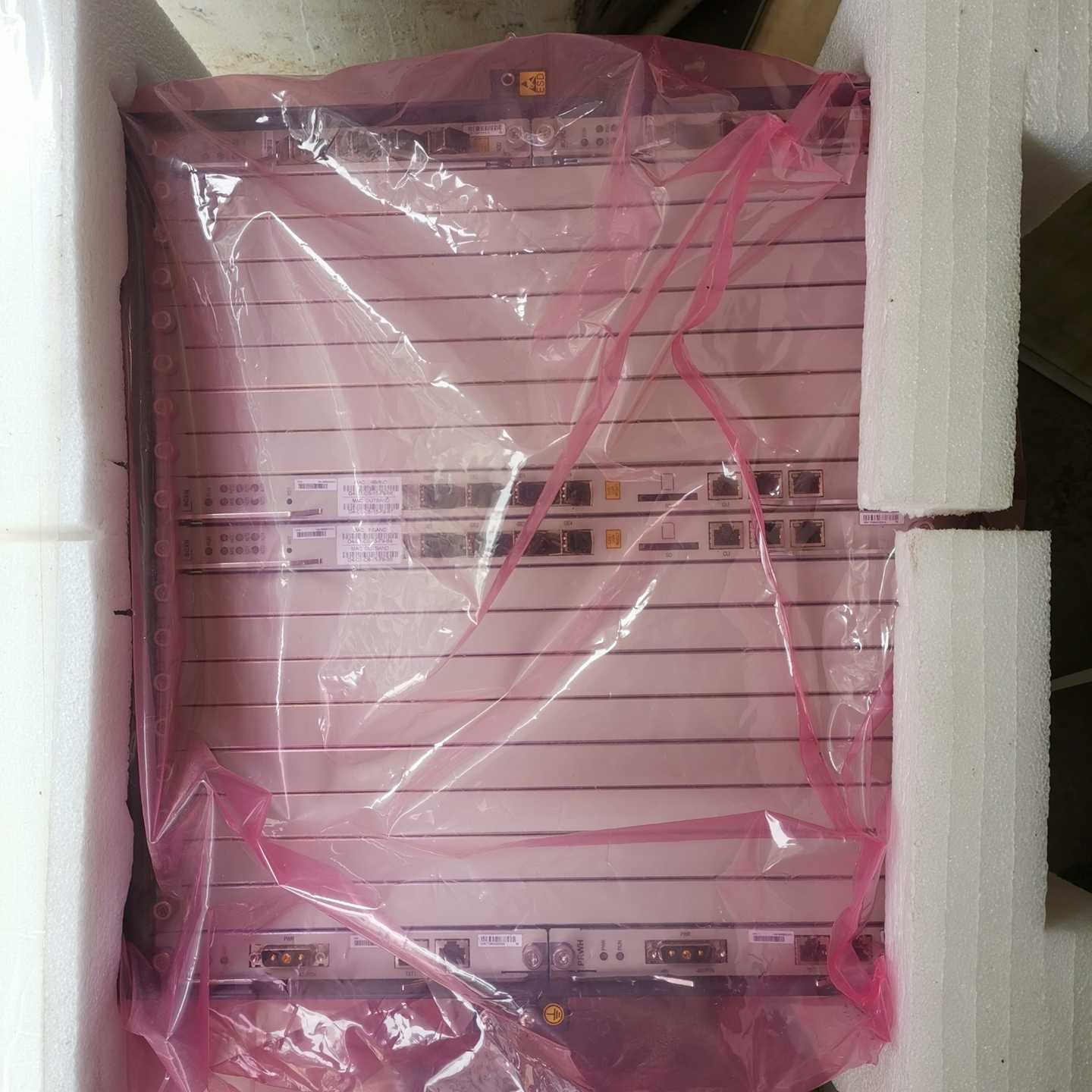 中兴C300SCXN双万兆上行HUVQ原包--议价商品