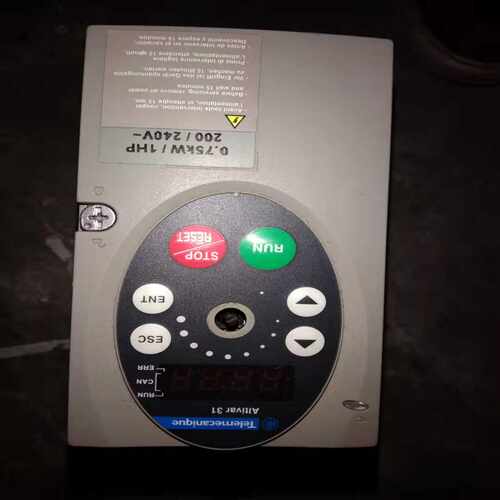 ATV31H075M2A 0.7Kw220V功能好~询价