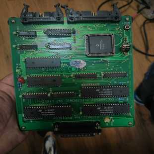 询价 板载芯片见图片 设备线路板一张 具体详情见图片