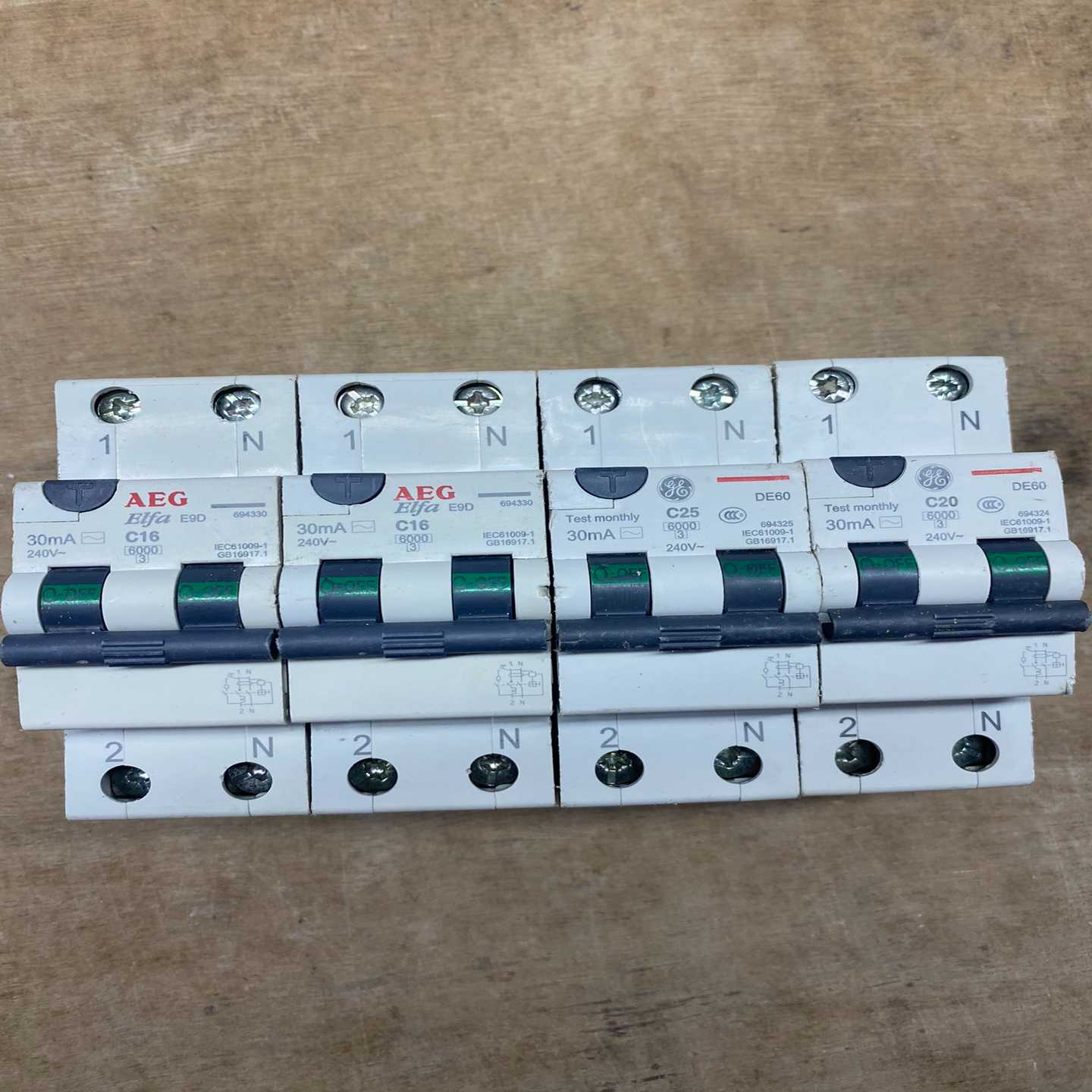 通用AEG漏电保护器，，~询价