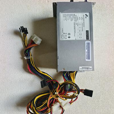 FSP全汉2U600W冗余电源，交换式电源供应器。~议价