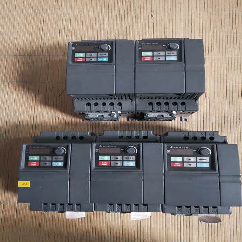 台达变频器2.2kw三相输入VFD022EL43A，~询价