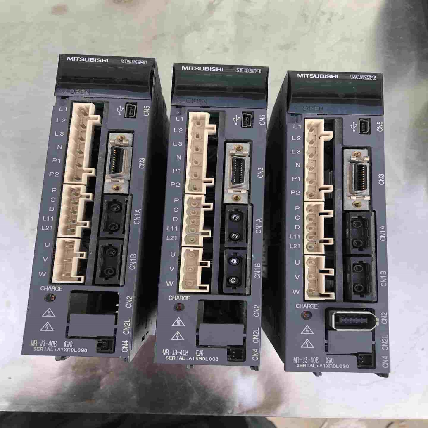 MR-J3-40B（GA）伺服驱动器400w三台询价