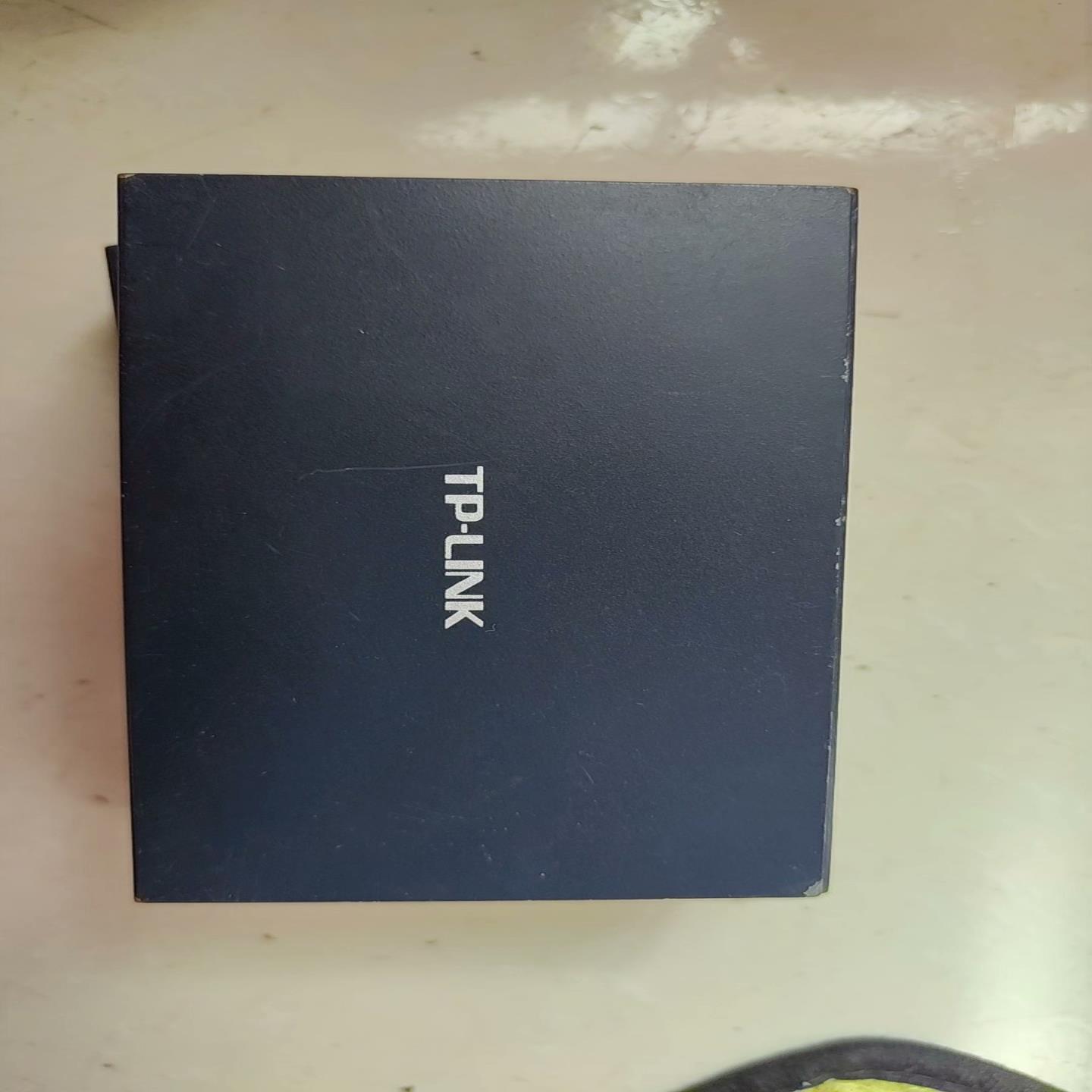 TP-linkTP-LINK TL-SF1008D 8口百兆，议价