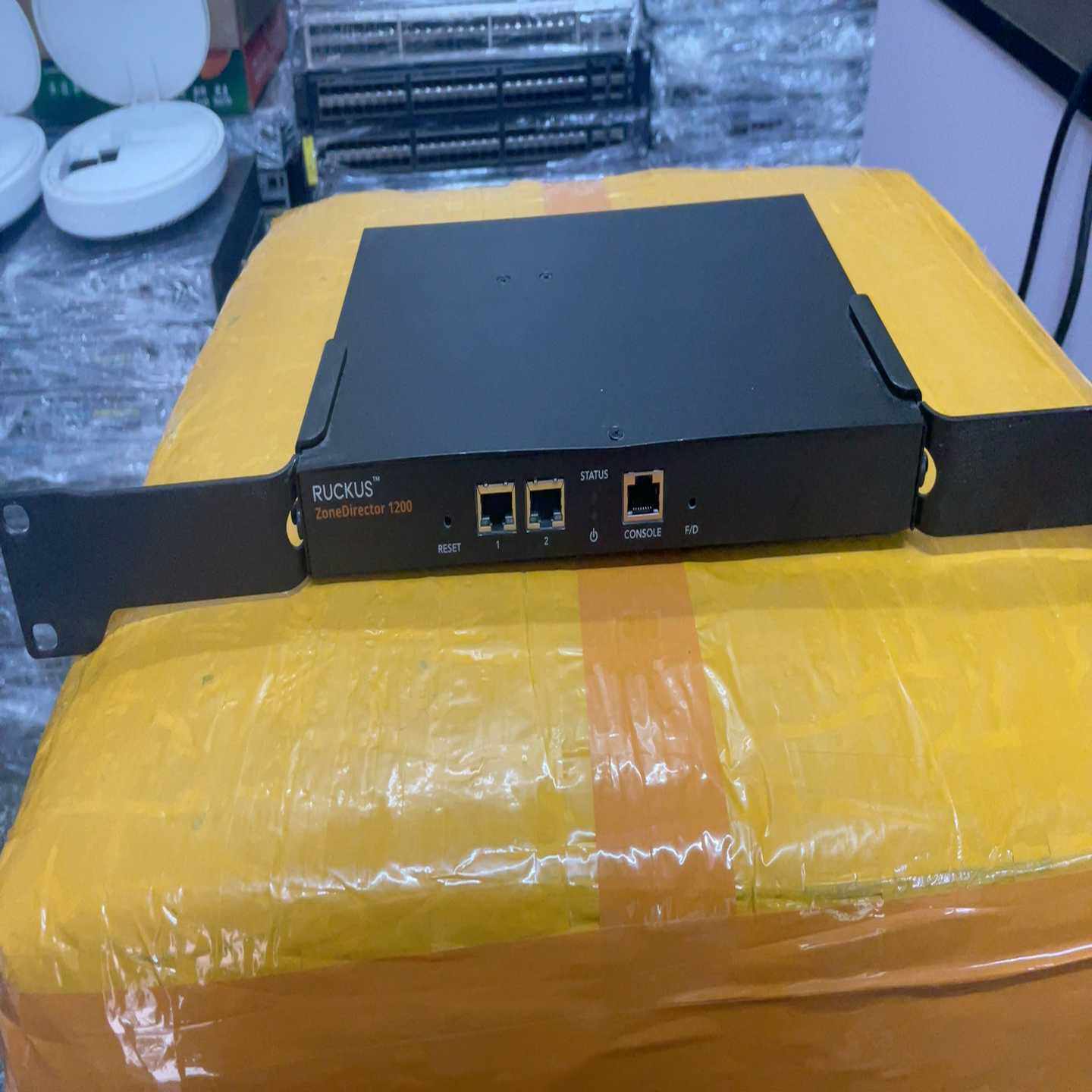 RUCKUS优科ZD1200无线AP控制器 ，带授权10个，