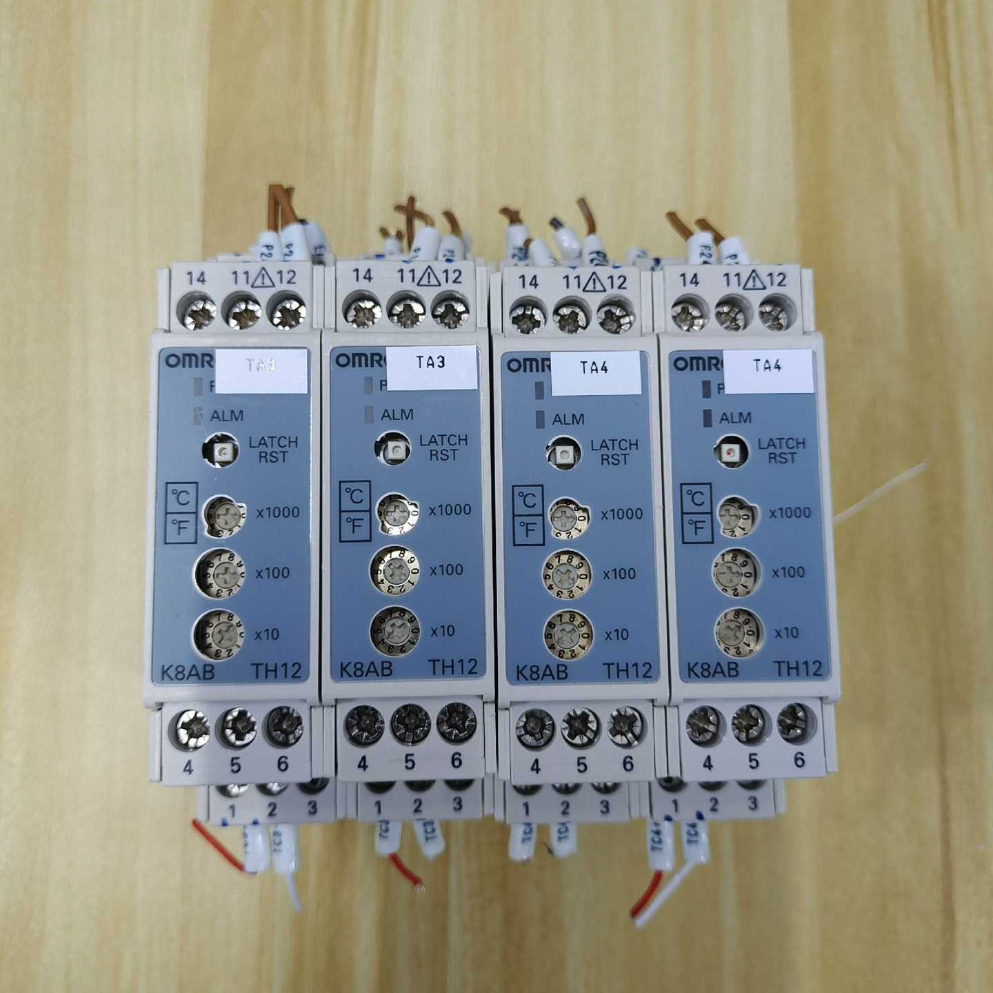 询价K8AB-TH12S继电器24VDC/AC功能~可接维修